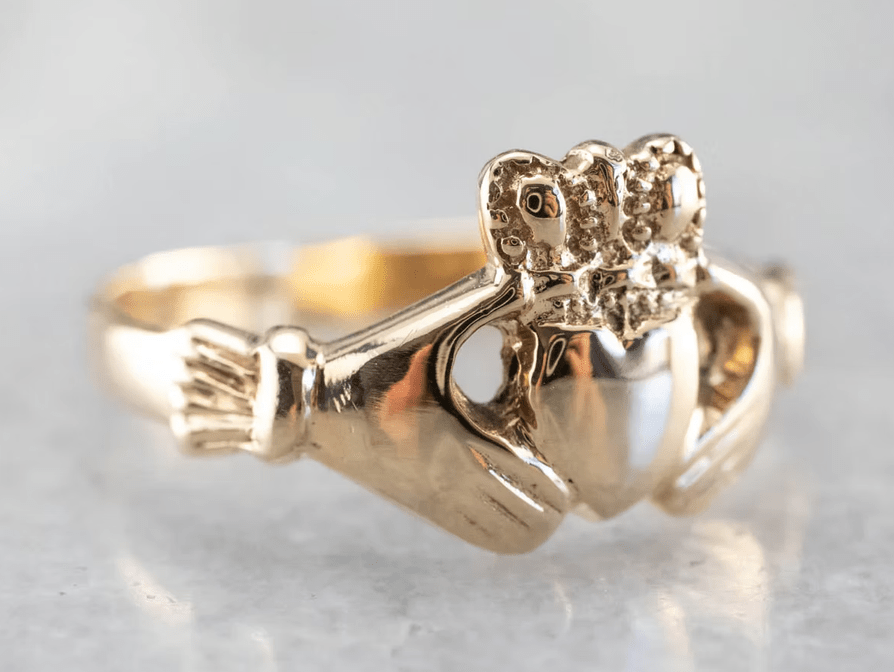 Winks From My Dad on the Day I Said Yes | Finding God’s Presence, Grief, and Love During the Christmas&nbsp;Season